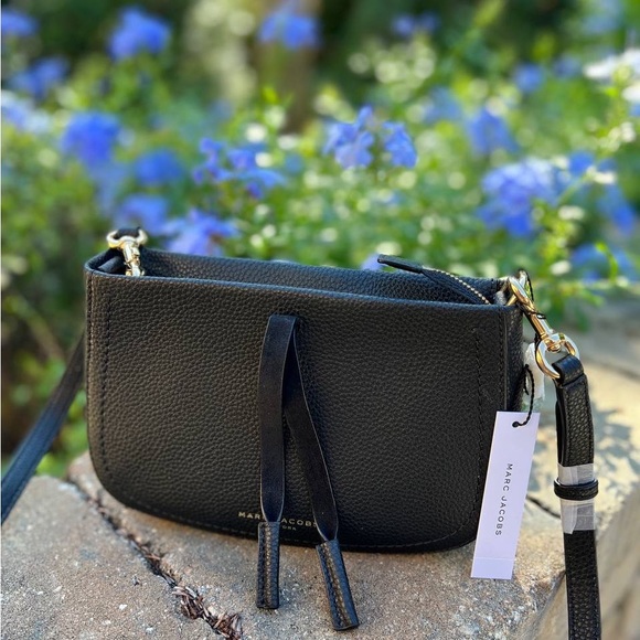 Marc Jacobs Bags Marc Jacobs Maverick Crossbody Black Leather Bag